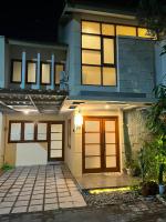 Selama Stay Yogyakarta - B&B Damaran