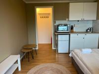 Cozy Studio Apartment - Free Parking & WiFi - Ferienwohnung Voss