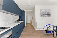 Stylish Luxury Apartment with Stunning Views - Ferienwohnung Harrow