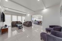 Solare Tower Luxe Beach Retreat - B&B South Padre Island