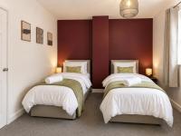 Perfect Booking 2 Bed Home with Street Parking - Ferienwohnung Coventry