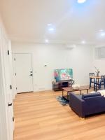 Cozy 2 Bedroom 1 Bath Suite - B&B Calgary