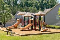 4BR Home with calif king bed Sleeps 10, Gym near Airport - B&B Atlanta