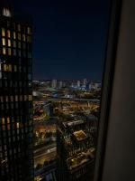 Modern 2 Bed Penthouse with Stunning views in Manchester City Center - B&B Manchester