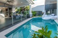 Pembroke House - Inner city luxury - B&B Cairns
