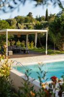 Sundial Houses - Pool & Garden - B&B Karyofyto