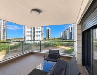 Modern 4BR Apt l Balcony l Mamad l Bldg Renovation - B&B Bat Yam