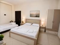 Golden Rose - B&B Ksamil