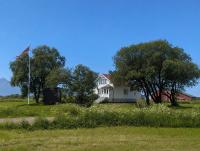 Borghildstua Feriehus Romslig feriehus med panoramautsikt mot havet og Lofotfjellene - Chambres d'hôtes Melbu