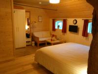 Double Room with Private Bathroom 'De hooischuur' 