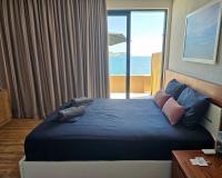 Beachfront Blue Panorama - Bed and Breakfast Bar