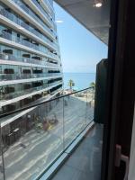 Batumi View 64 Sea View Studio - Chambres d'hôtes Batoumi