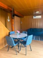 VILLAGEbythelake Bicaz - B&B Bicaz