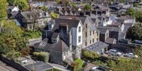 Stunning 1 bed annexe in a Victorian House - B&B Bridgend