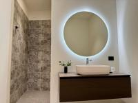 Appartamento con 2 Camere da Letto e Terrazza 