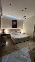 غرفة وصالة انيقة بجوار بحر الراكة - B&B Dammam