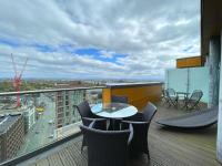 Manchester Luxury Living, 2-Bed Apartment with Pool & Gym - B&B Manchester