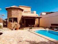 Villa Ingrid. Piscina exterior. - Bed and Breakfast Las Playitas