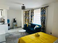 Modern Studio near JKIA & SGR Perfect for transit - B&B Nairobi
