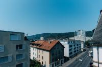 Grand Host Central Suite 2 -130 sqm Free Parking & near Congress Centre - Ferienwohnung Biel