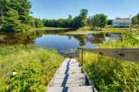 On-Site Pond: Spacious Family Home in Jefferson! - Chambres d'hôtes Jefferson