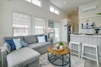 5 Mi to Beach: Family Fun, Modern with Great Views - B&B Port Isabel
