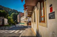 Guernica Suites downtown - Stay next to Picasso's Guernica - Chambres d'hôtes Gernika-Lumo