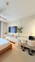 Condo near airport with pool and Balcony - Ferienwohnung Cebu City