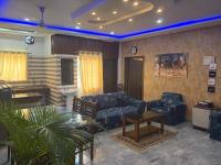 AJ Inn, Spacious and stylish 2bhk - B&B Guwahati