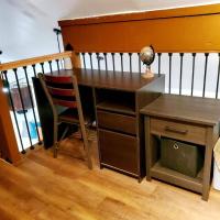 The Breakaway Cottage w Steam Room and Loft - Chambres d'hôtes Virginia Beach