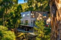 TheTree House Hobart Sleeps 8-2 Bath - B&B Taranna