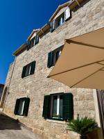 Apartment Luna - B&B Postira