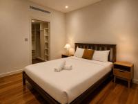 High-rise 4 Bedroom Penthouse in Heart of Sydney CBD with Free Parking - Chambres d'hôtes Sydney