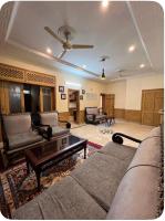 4Bdr Spacious Hill View Central E 11 TV Netflix - B&B Islamabad