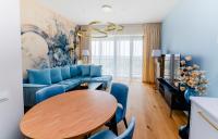 One-Bedroom Apartment with City View