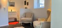 Warm, charming vintage-style room by MarieM - Chambres d'hôtes Genappe