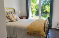 Warm, charming vintage-style room by MarieM - Chambres d'hôtes Genappe