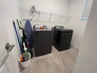 6-Bed, 5-Bath Modern Escape - Pool, Resort, Disney - B&B Kissimmee