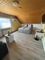 Klimatisierte Ferienwohnung Schloßblick in Geisenheim am Rhein - Rheingau - Chambres d'hôtes Geisenheim