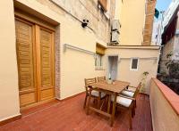 Apartamento reformado de 3 habitaciones en Sagrada Familia - Bed and Breakfast Barcelona
