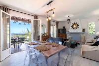 Alta Vista , villa avec piscine privée et vue exceptionnelle près d'Ajaccio - Bed and Breakfast Sarrola