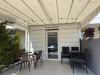 Золотий Бугаз корп5 апарт3 - B&B Odessa