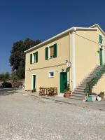 Vingårdsferie i Abruzzo - Villa Valle Del Sole med basseng - Ferienwohnung Atri