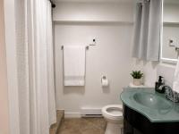 Cozy getaway 2 bedrooms 2 baths in Laval - B&B Laval