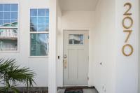 Tan Lines and Fine Wines - Bed and Breakfast Port Aransas