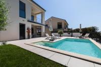 Andrea Deluxe Apartment with Pool - B&B Lussinpiccolo