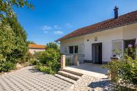 Holiday Home with Pool near Makarsk - Happy Rentals - Bed and Breakfast Imotski