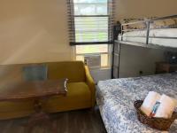 Berkshire Magic Studio Apartment - Bed and Breakfast Great Barrington