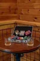 Lagniappe Lodge Hot Tub Fire Table Game Room String Lights Sleeps 8 - Chambres d'hôtes Sevierville