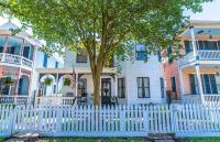 The Coast is Clear - 4BDR - B&B Galveston